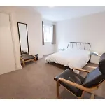 Ideally Located Spacious Bristol City Centre 3 Bed