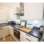 Ideally Located Spacious Bristol City Centre 3 Bed